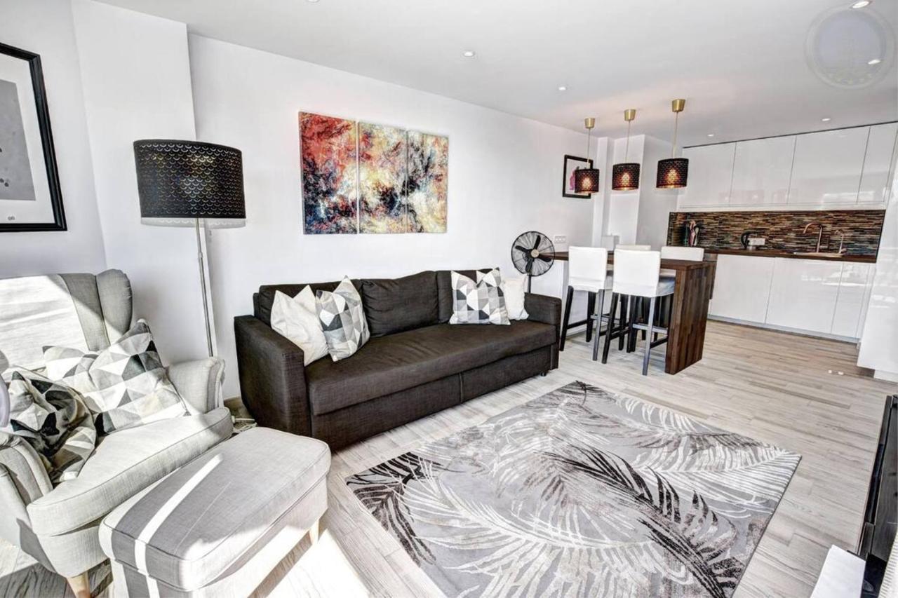 Stunning 1 Bed Apt 贝纳尔马德纳 外观 照片